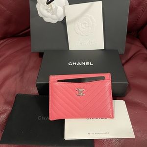CHANEL - Chanel Pink Card Holder